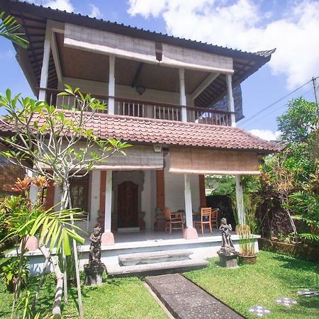 Bali Putra Villa Ubud  Exterior photo