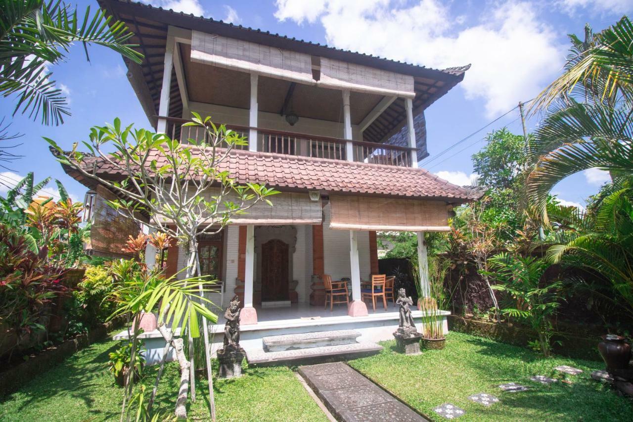 Bali Putra Villa Ubud  Exterior photo